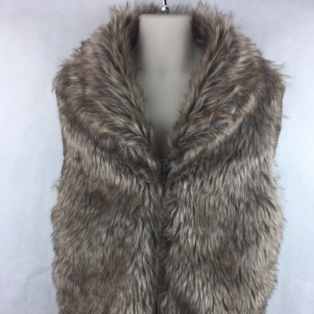 Girl's Arizona Jean Co Brown Faux Vest Size Small